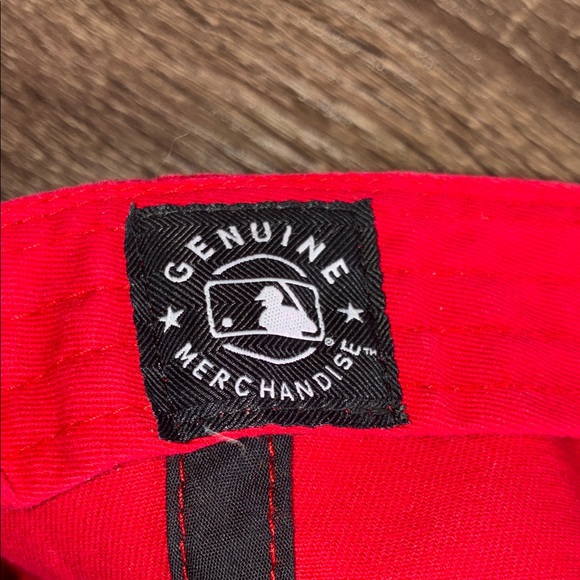 Pre Owned Red Texas Rangers Embroidered Baseball Cap - Picture 7 of 11